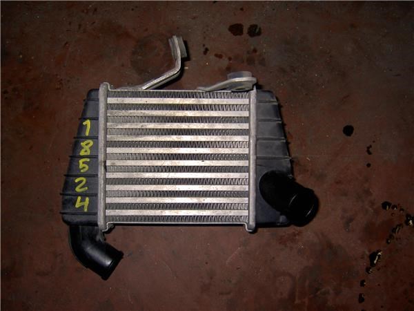 Chłodnica intercoolera 2827127700 HYUNDAI