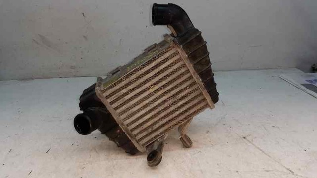 Chłodnica intercoolera 2827127700 HYUNDAI