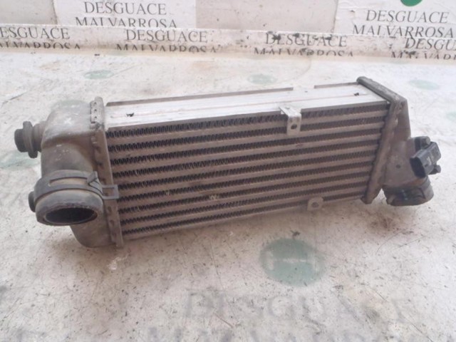 Chłodnica intercoolera 282712A401 HYUNDAI