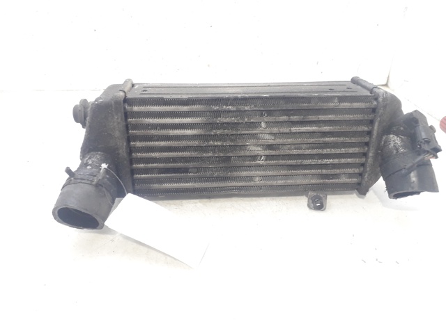 Chłodnica intercoolera 282712A710 HYUNDAI