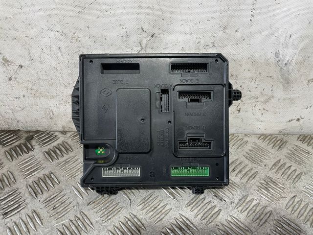 284B17288R Renault (RVI)