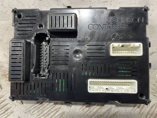 Blok komfortu 284B29U00A NISSAN