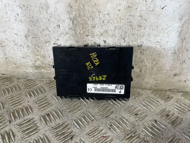 Blok komfortu 284B2BC52A NISSAN