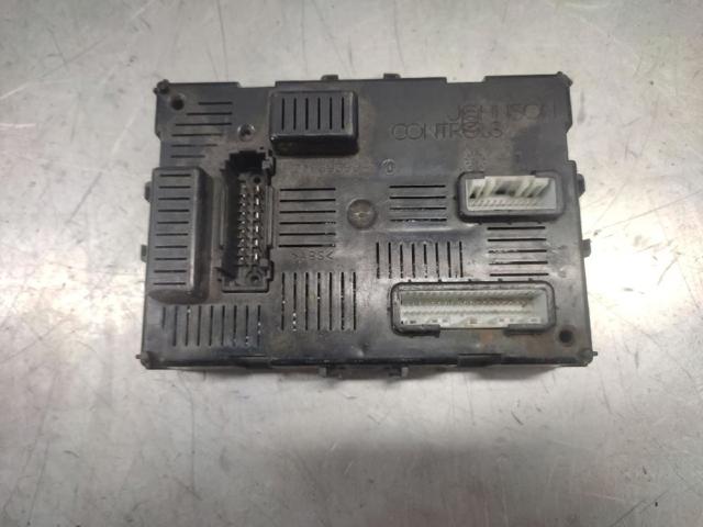 Blok komfortu 284B2EM01E NISSAN