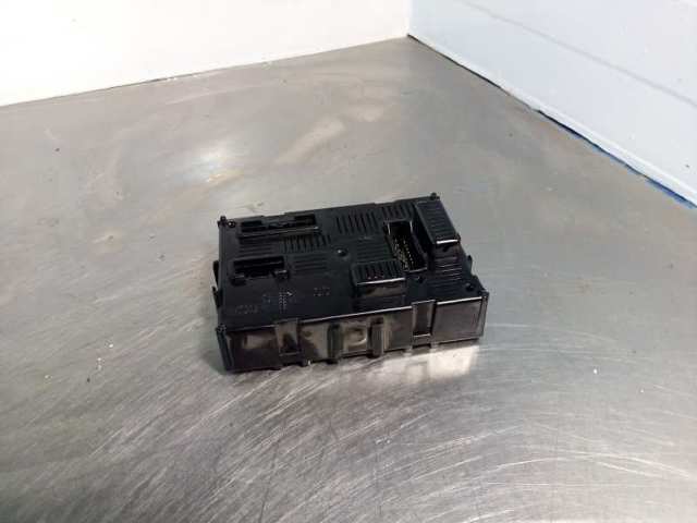 Blok komfortu Nissan Tiida C11X