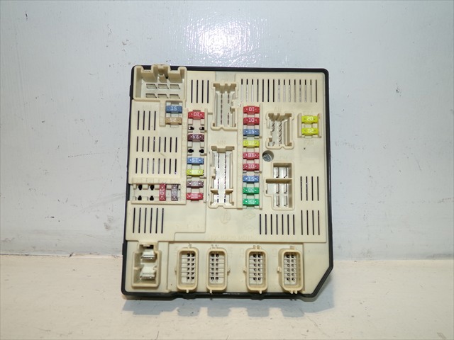 Skrzynka bezpieczników 284B66052R RENAULT
