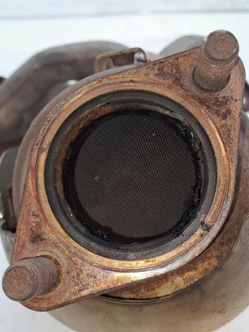 Kolektor wydechowy KIA Carens 3