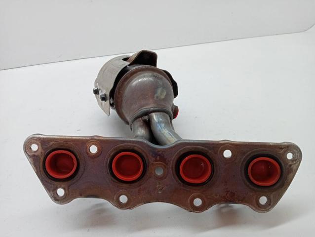 Kolektor wydechowy KIA Carens 3