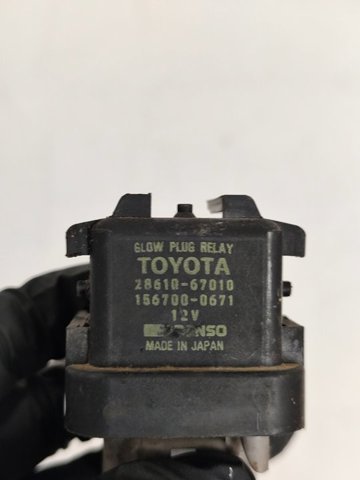 Przekaźnik świec żarowych Toyota Corolla R10