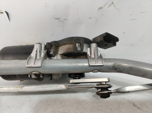 Mechanizm wycieraczek 288000001R RENAULT