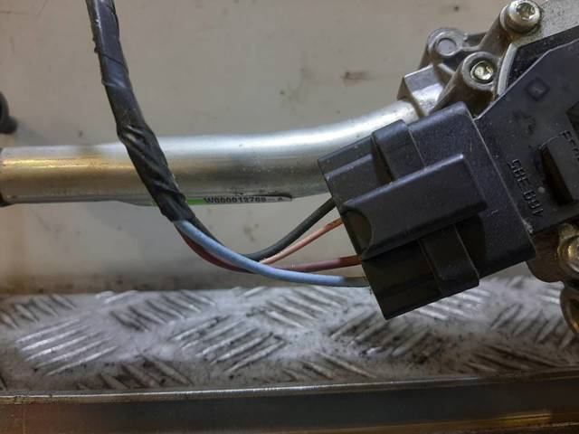 Mechanizm wycieraczek 288003799R RENAULT