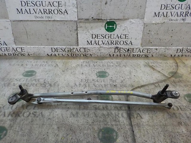 Mechanizm wycieraczek Dacia Sandero