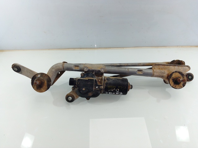 Silniczek wycieraczki szyby przedniej 28810JG40A NISSAN