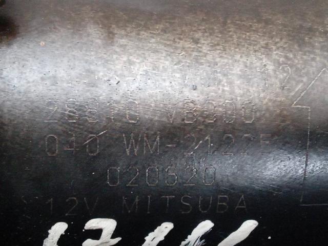 Silniczek wycieraczki szyby przedniej 28810VB000 NISSAN