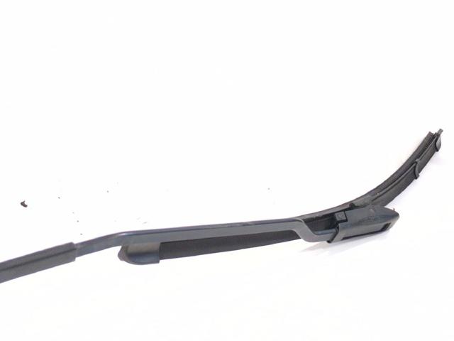 Ramię wycieraczki szyby przedniej 288810551R RENAULT