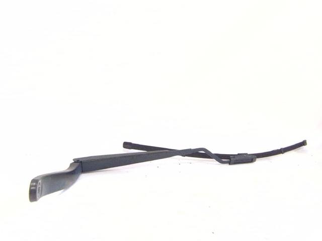 Ramię wycieraczki szyby przedniej 288810551R RENAULT