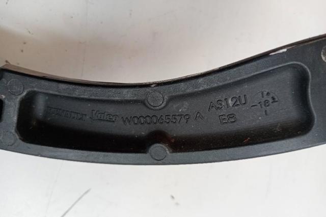 Ramię wycieraczki szyby przedniej 288810551R RENAULT