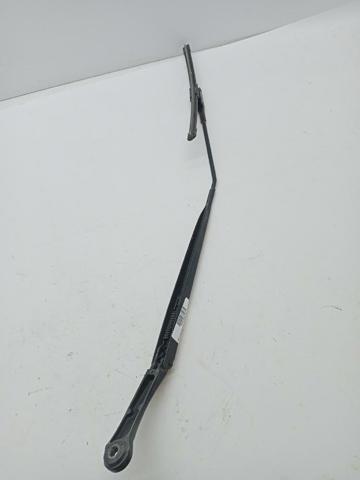Ramię wycieraczki szyby przedniej 28886JD900 NISSAN
