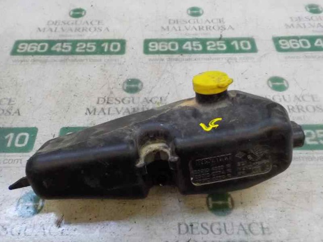 Zbiorniczek spryskiwacza szyb 289101168R RENAULT