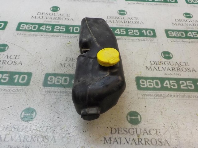 Zbiornik spryskiwaczy Renault SANDERO
