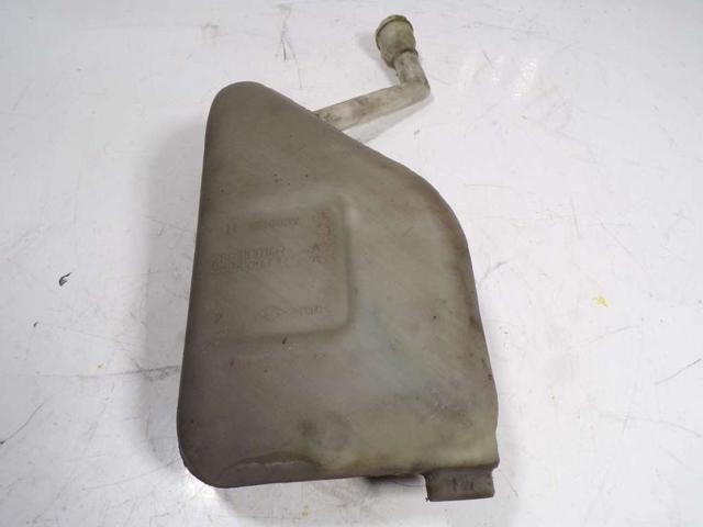Zbiorniczek spryskiwacza szyb 289104118R RENAULT