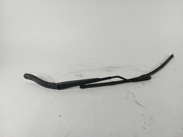 Korek zbiornika spryskiwacza 289107594R RENAULT