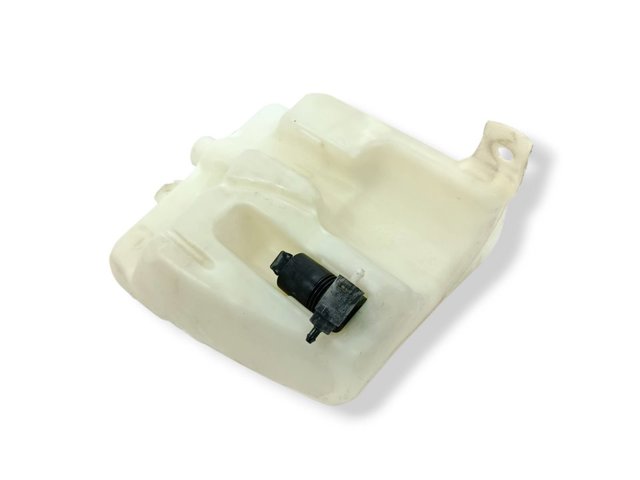 Zbiorniczek spryskiwacza szyb Nissan Micra K12