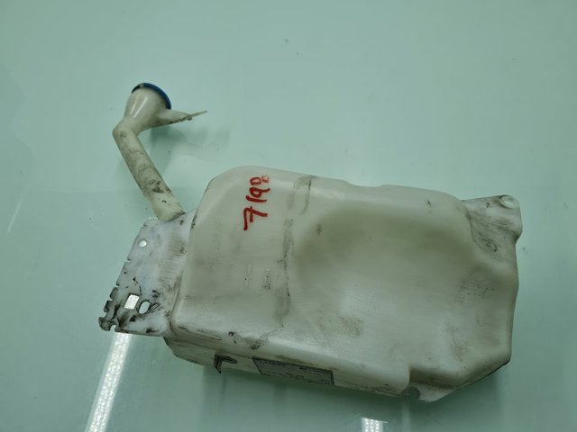 Zbiorniczek spryskiwacza szyb 28910JD000 NISSAN