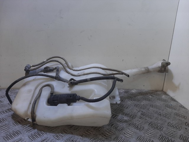 Zbiorniczek spryskiwacza szyb 28910JD900 NISSAN