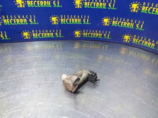 Pompka spryskiwacza szyby przedniej 2892050Y00 NISSAN