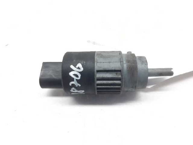 Pompka spryskiwacza szyby przedniej 28920BU010 NISSAN