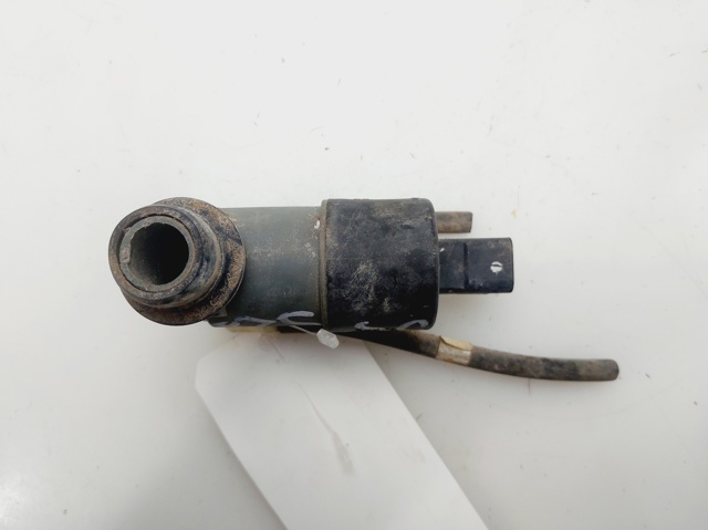 Pompka spryskiwacza szyby przedniej 28920BU010 NISSAN