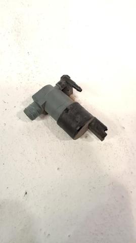 Pompka spryskiwacza szyby przedniej 28920BU010 NISSAN