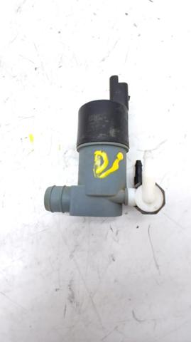 Pompka spryskiwacza szyby przedniej 28920BU010 NISSAN