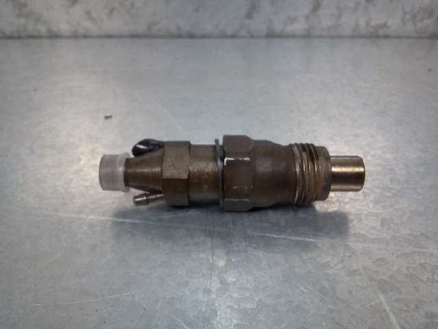 Dysza spryskiwacza szyby przedniej 289321198R RENAULT