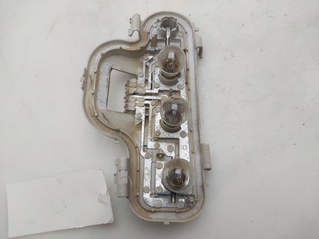 Lampa zespolona tylna prawa 29058010 OPEL