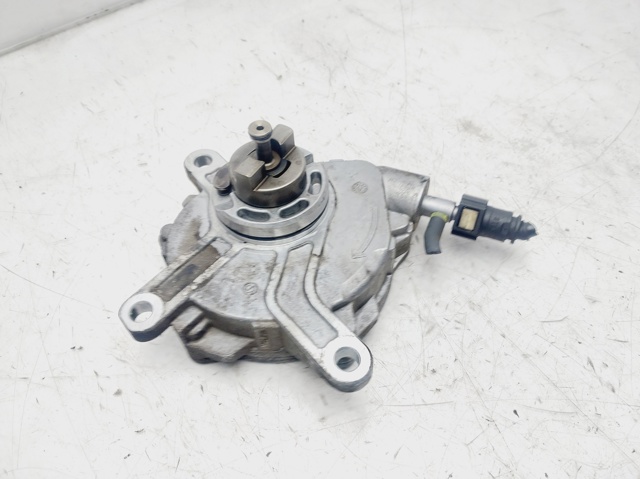 Pompa podciśnienia 293000W090 TOYOTA