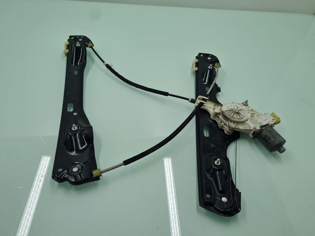 Mechanizm podnoszenia szyby drzwi przednich lewych 2990385 BMW