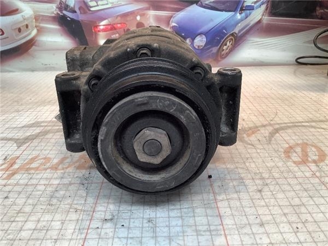 Sprężarka klimatyzacji 2E0820803H VAG