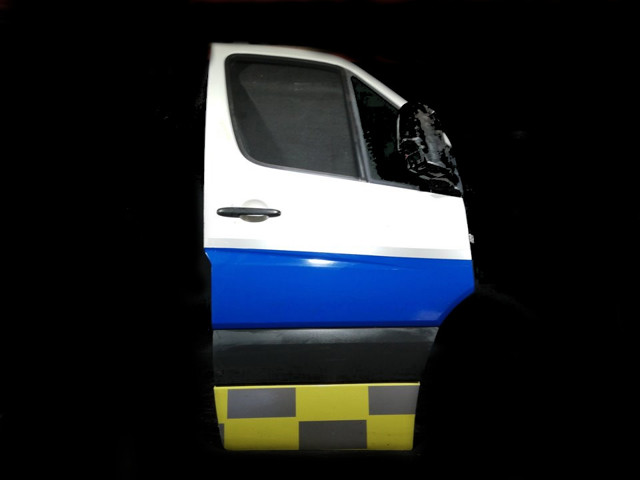 Drzwi przednie prawe 2E0831052 VAG