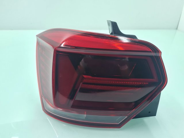 Lampa zespolona tylna lewa 2G0945095B VAG
