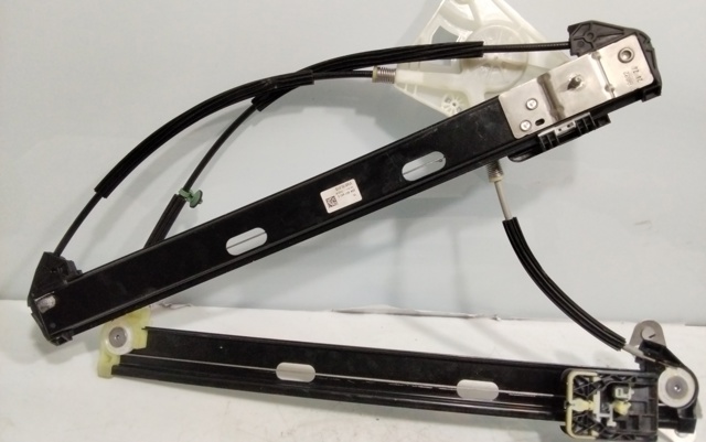 Mechanizm podnoszenia szyby drzwi przednich lewych 2G4837461C VAG