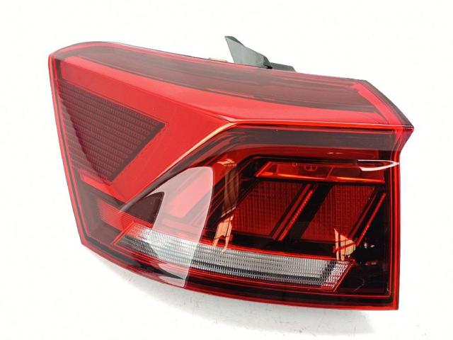 Lampa zespolona tylna lewa zewnętrzna 2GA945095A VAG