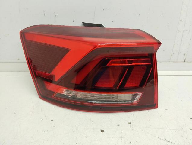 Lampa zespolona tylna lewa zewnętrzna 2GA945095A VAG