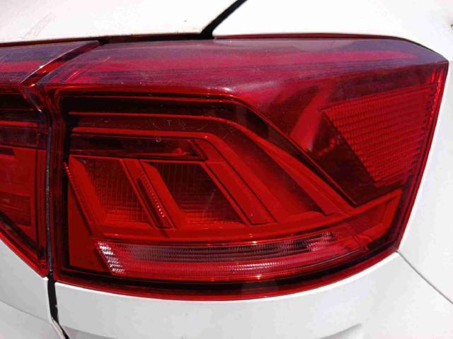 Lampa zespolona tylna prawa zewnętrzna 2GA945096C VAG