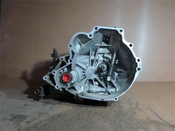 Mechaniczna skrzynia biegów w komplecie 2J6 NISSAN
