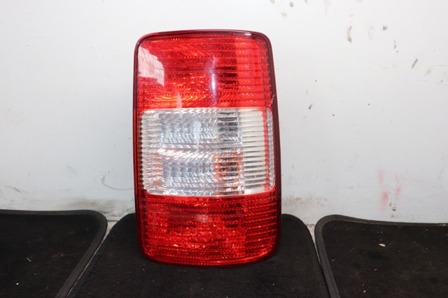 Lampa zespolona tylna lewa 2K0945095P VAG