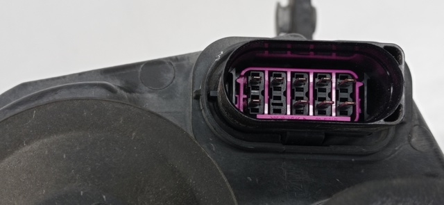 Reflektor lewy 2K1941015A VAG