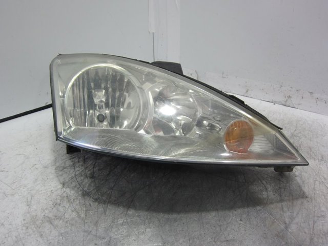 Reflektor prawy 2M5113W029BE FORD