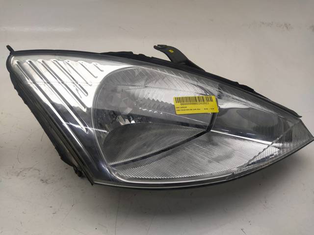 Reflektor prawy 2M5113W029BE FORD